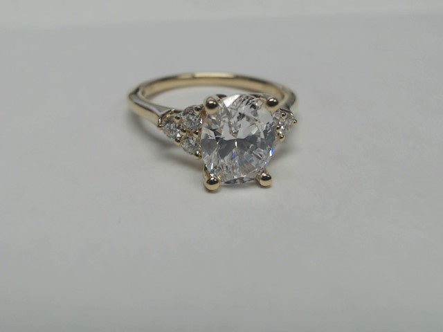 Diamond Engagement Ring
