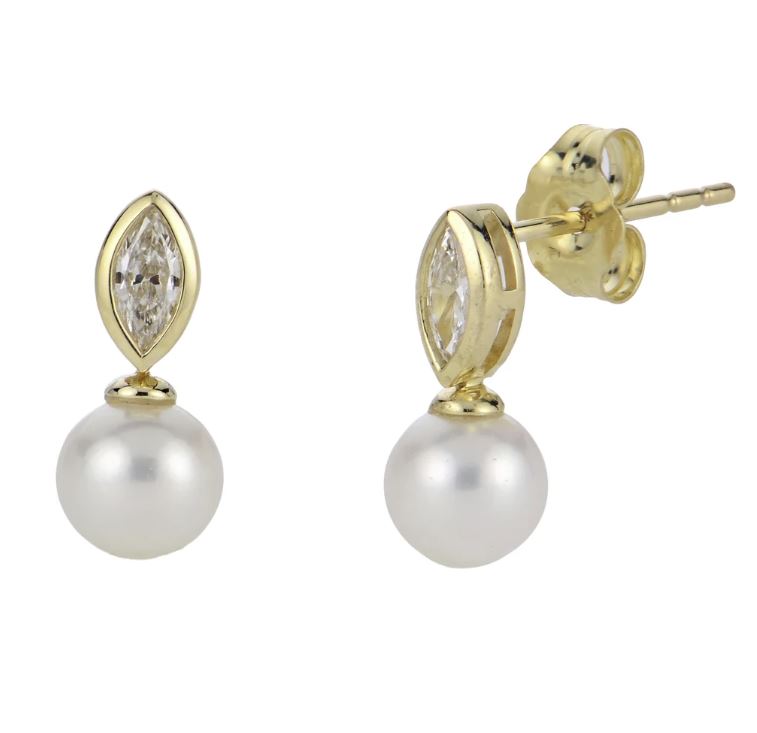 Pearl Earring