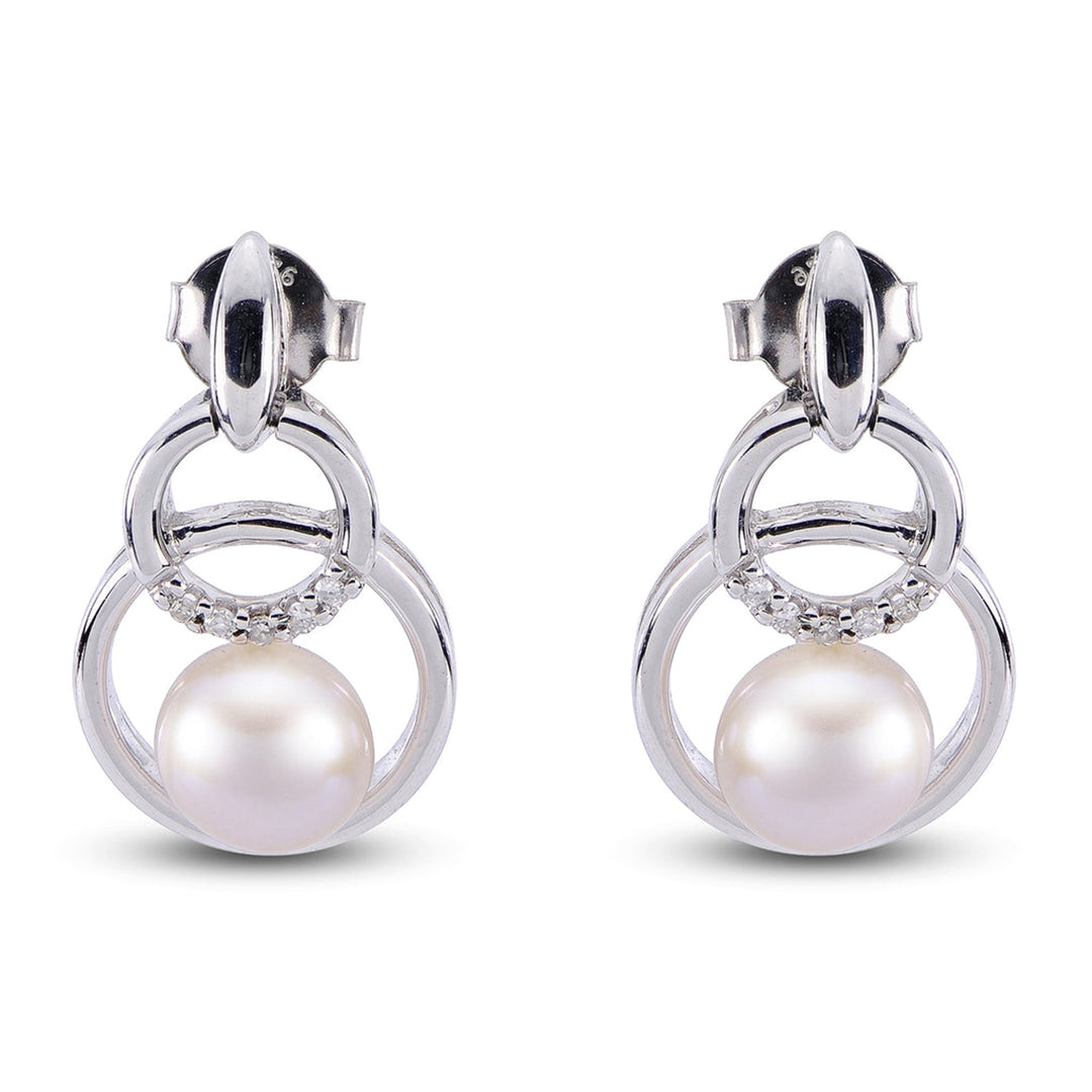 Pearl Earring